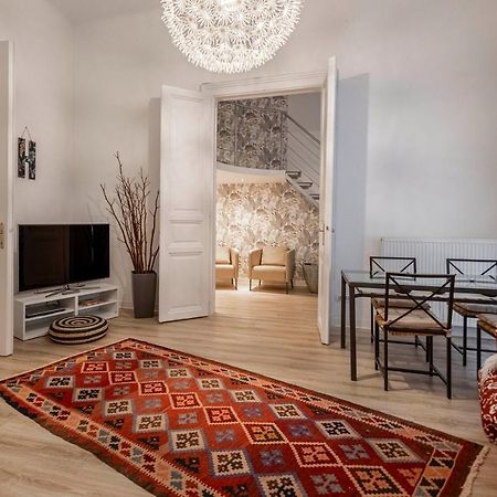 Casa Iaia Apartment Budapest Luaran gambar
