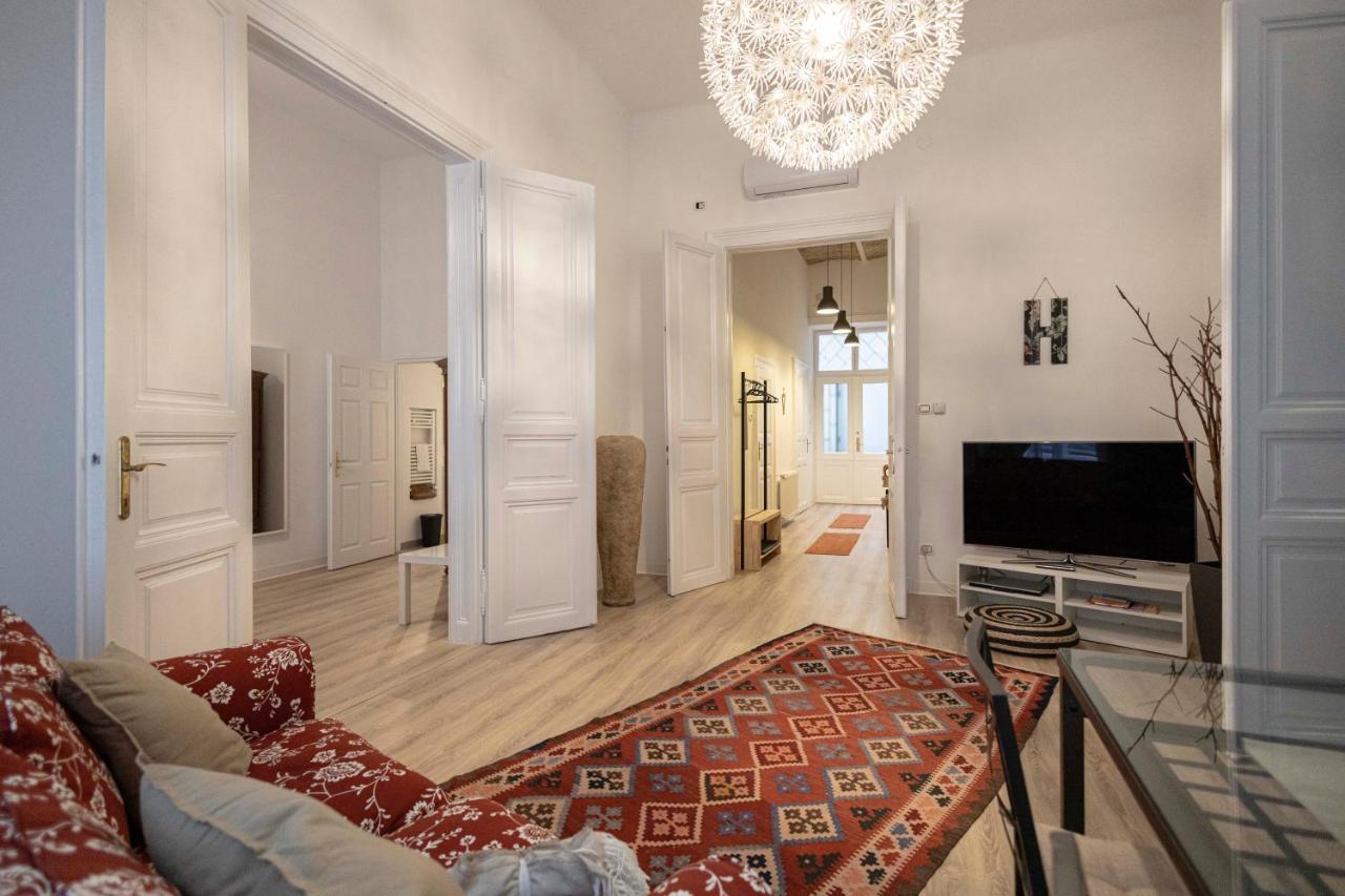 Casa Iaia Apartment Budapest Luaran gambar